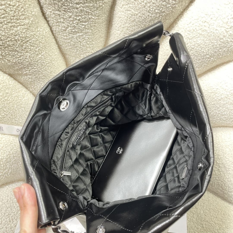 Ch**el hobo 22 bags